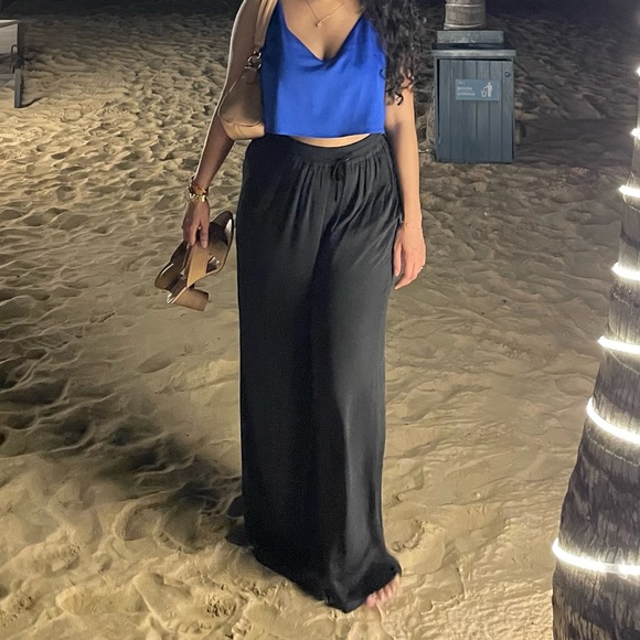 Cobalt Blue Iris Satin cropped Cami - Picture 4 of 6